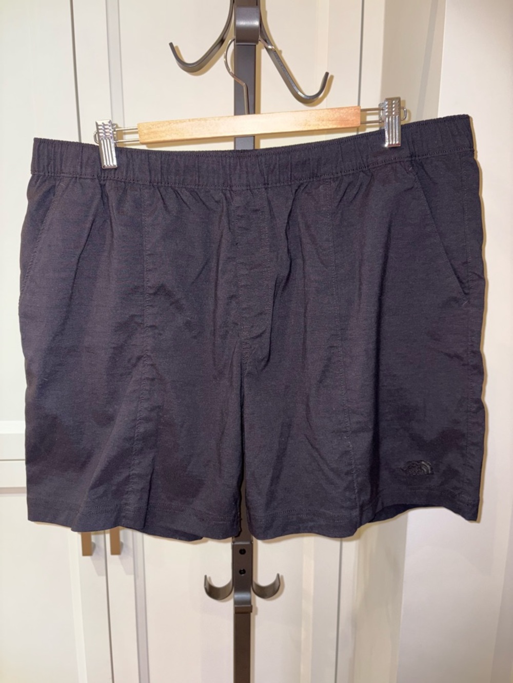 The North Face Men’s Pull-On Black Athletic Shorts 7” Inseam Size XL Outdoors